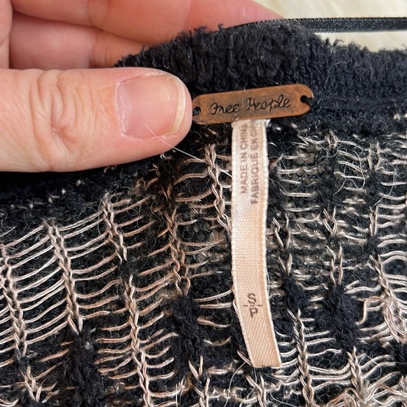 Free People black:tan sweater - Picture 2 of 5